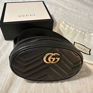 Excellent condition Gucci Marmont GG belt bag black